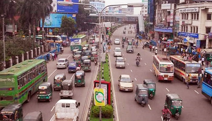 আজ রাত থেকে যানবাহন চলাচল বন্ধ